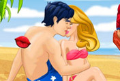 game Barbie Kissing On Beach