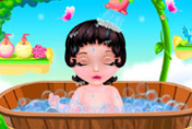 game Fairytale Baby Snow White Caring
