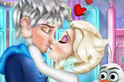 game Jack and Elsa College Kiss